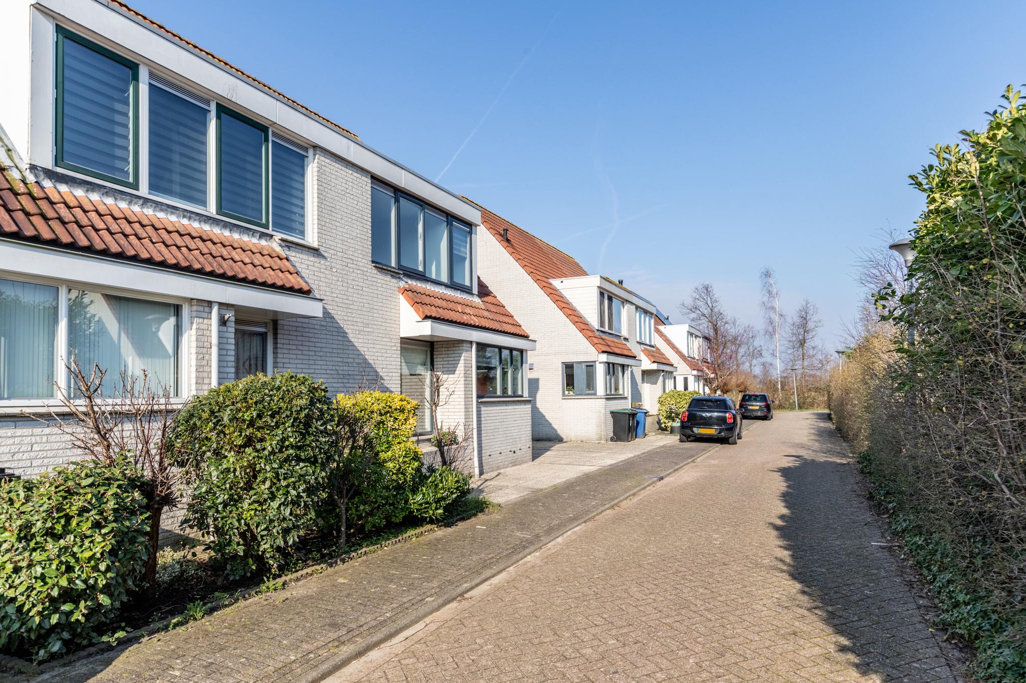 Ebbekruidstraat 4  ALMERE