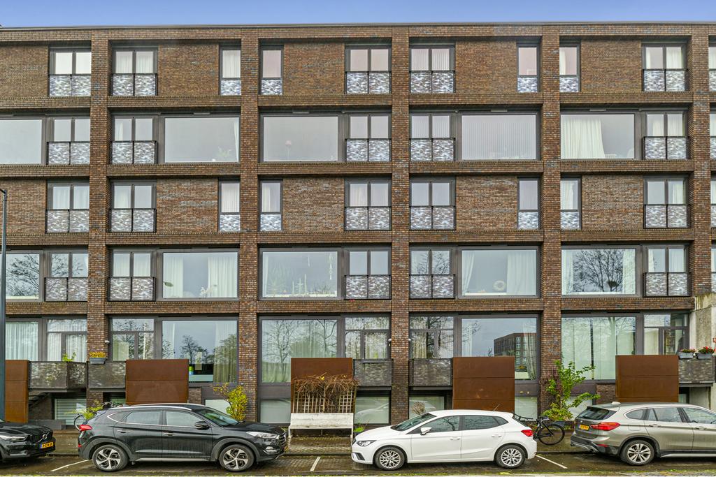 Eva Besnyostraat 361 AMSTERDAM Eva Besnyostraat 361 AMSTERDAM