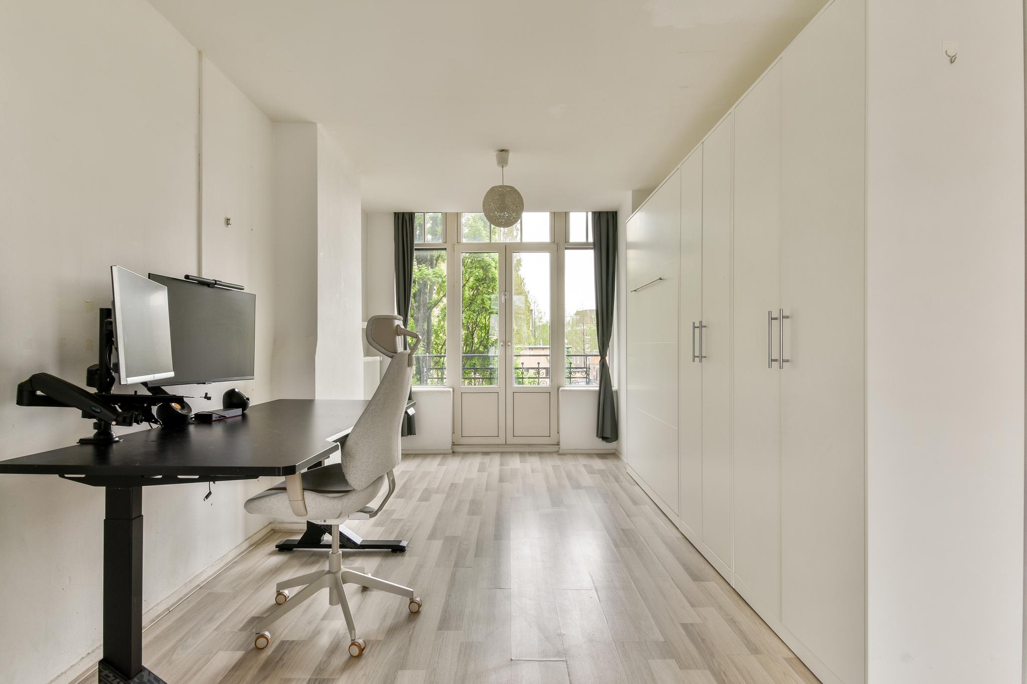 Javaplein 9 B AMSTERDAM Javaplein 9 B AMSTERDAM