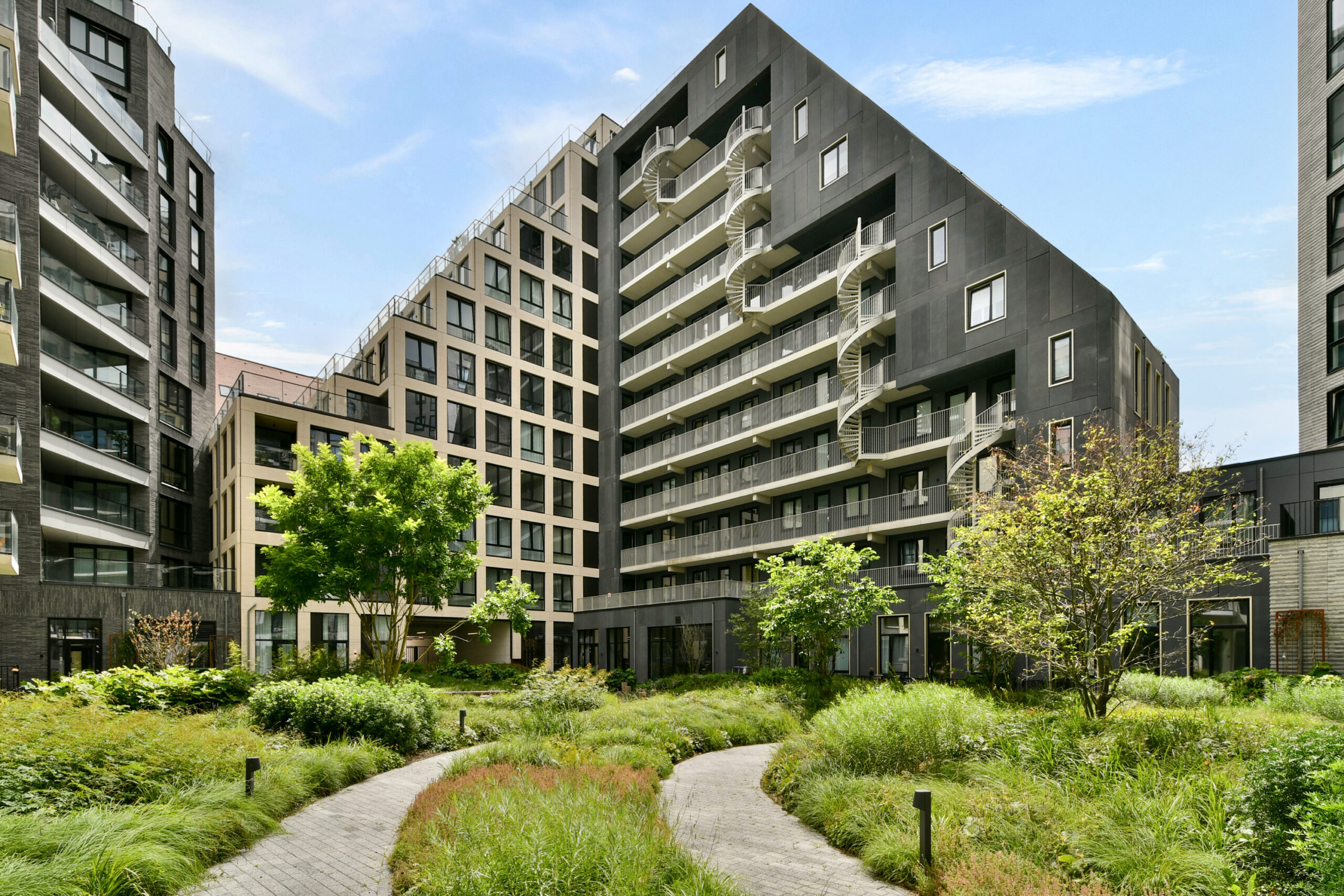 Mies van der Rohestraat 277  HOOFDDORP